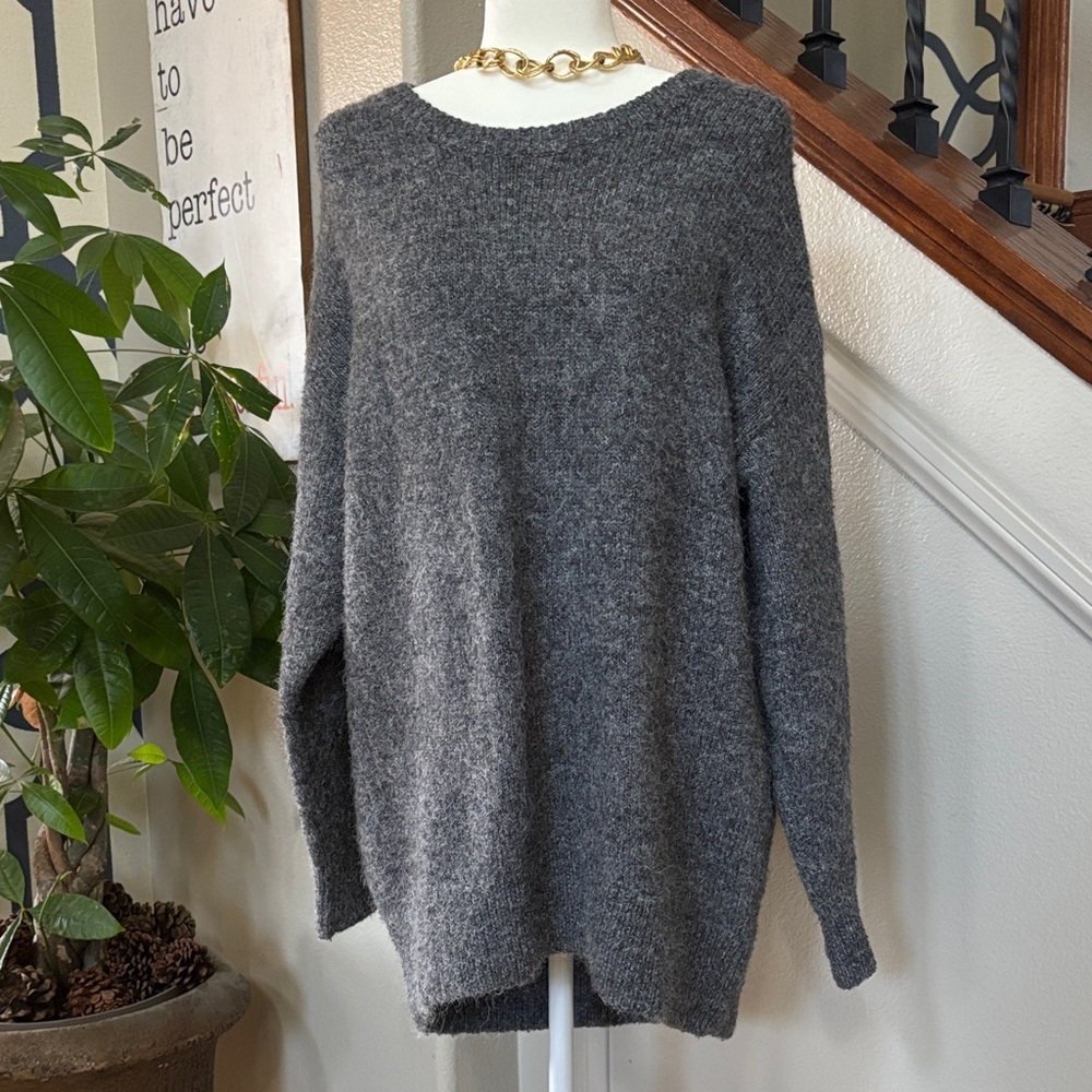 Grampa Eclectic / Coastal Gramma oversized super soft & Cozy Gray Sweater 🤩
